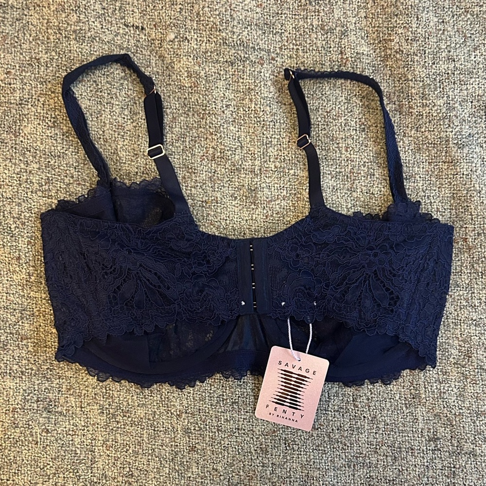Savage X Fenty Unlined Blue Lace Bra - Picture 2 of 6
